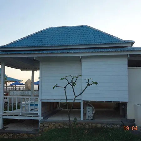 Cliff Park Lembongan Hotel Nusa Lembongan Exterior photo
