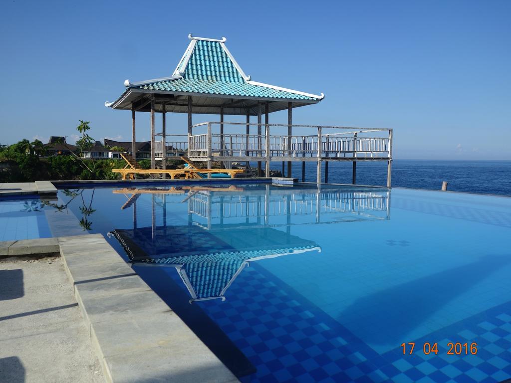 Cliff Park Lembongan Holiday park